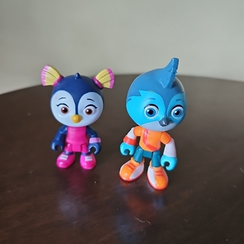 2 Nick Jr‎ Top Wing Figures Swift and Penny Nickelodeon
